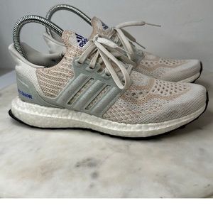 Ultra Boost Wmns size 6